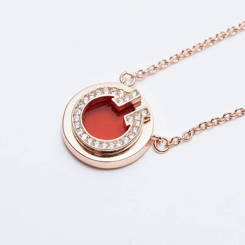 Roségoud+ rood+ diamanten