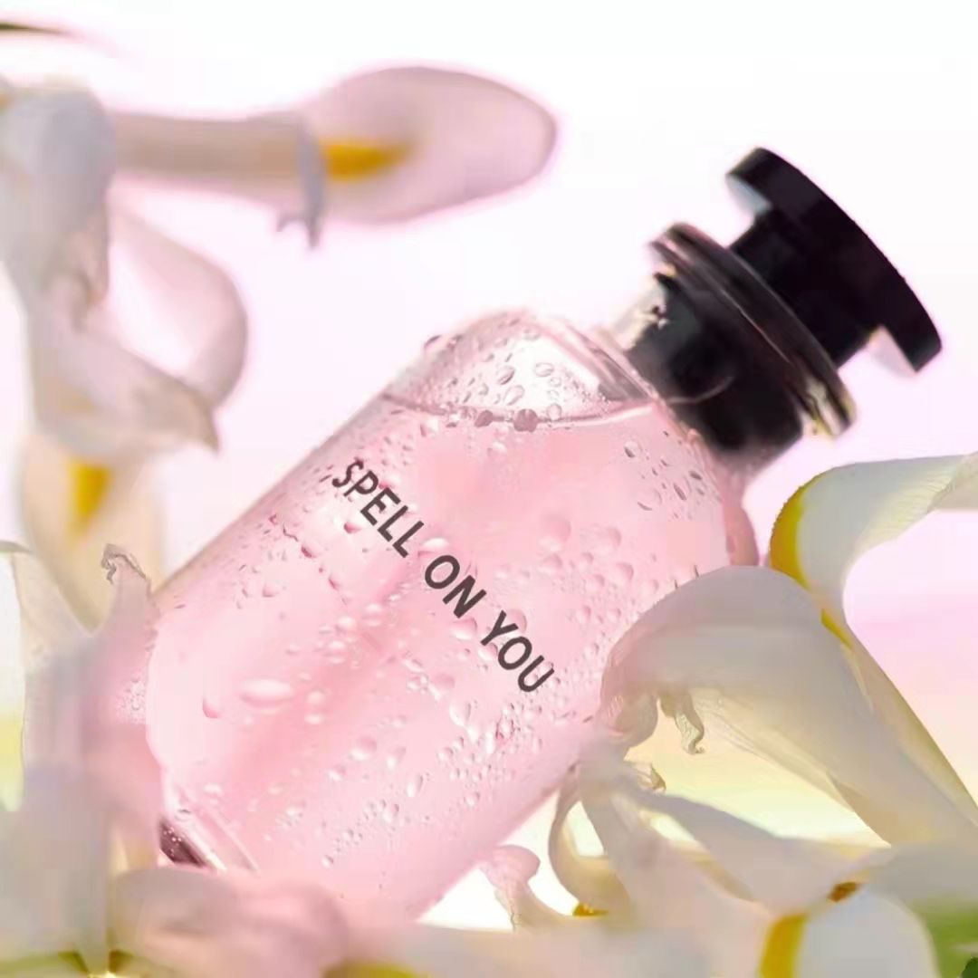 Spell On You, seductor y poderoso. Así es el nuevo aroma floral de