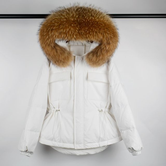 white raccoon fur