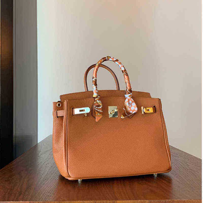 Golden brown  25cm top leather