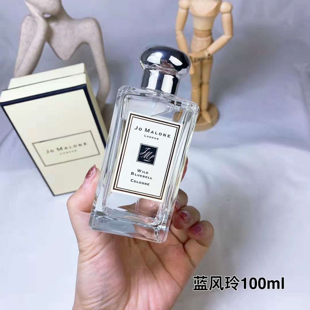 Jo malone wild bluebell smells 2025 like