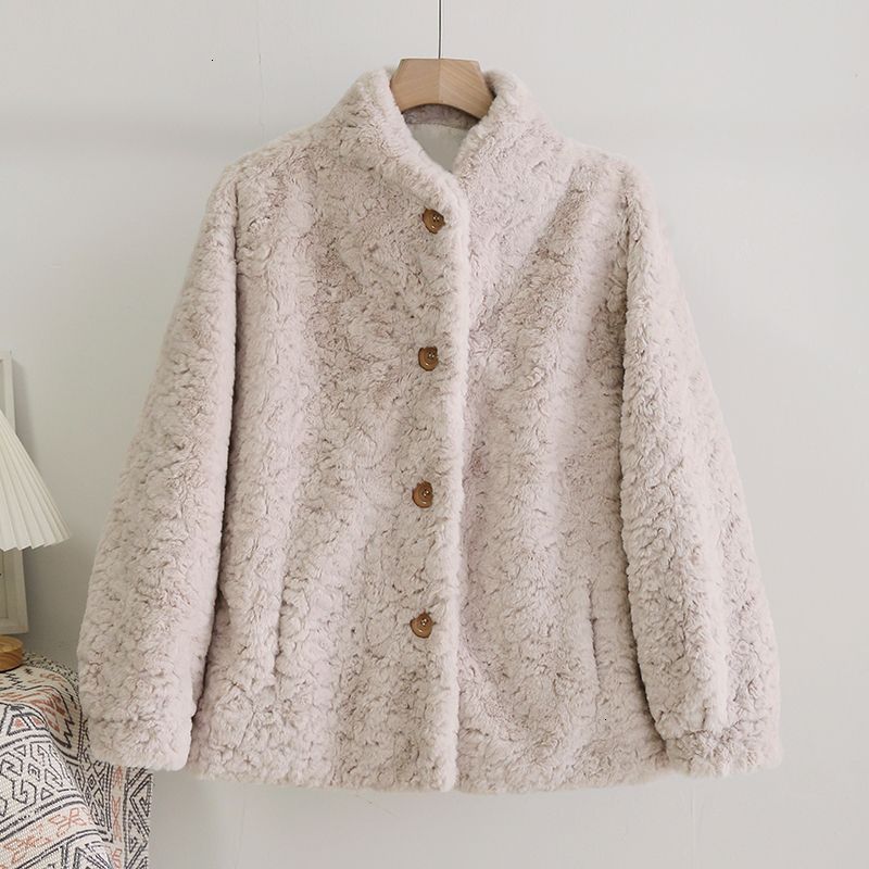 chaquetas de piel beige