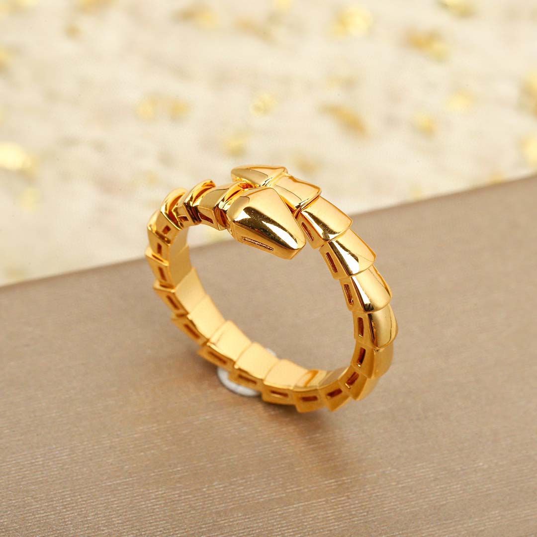 Gold Ring+box