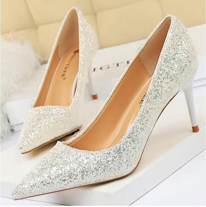 Tacones blancos de 7 cm