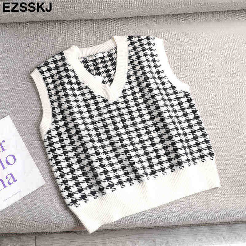 Houndstooth White