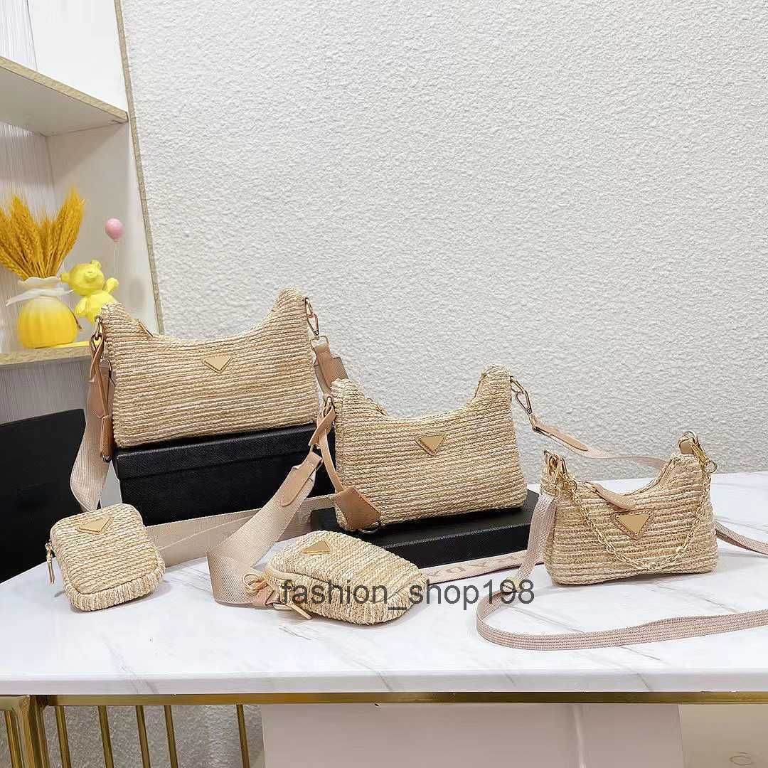 BOLSA LOUIS VUITTON CAPUCINES BB WICKER PALHA - Bolsas de Grife - Venda de  Bolsas