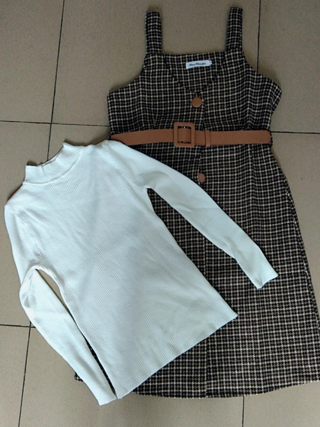 khaki and white set