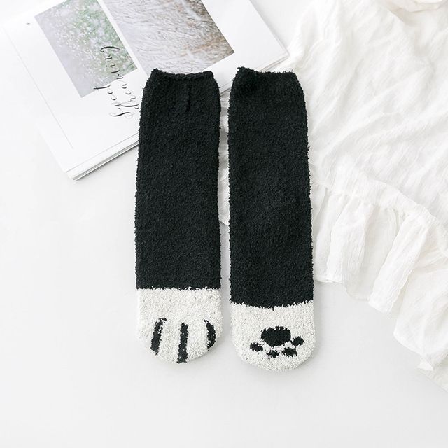 1pair black paw