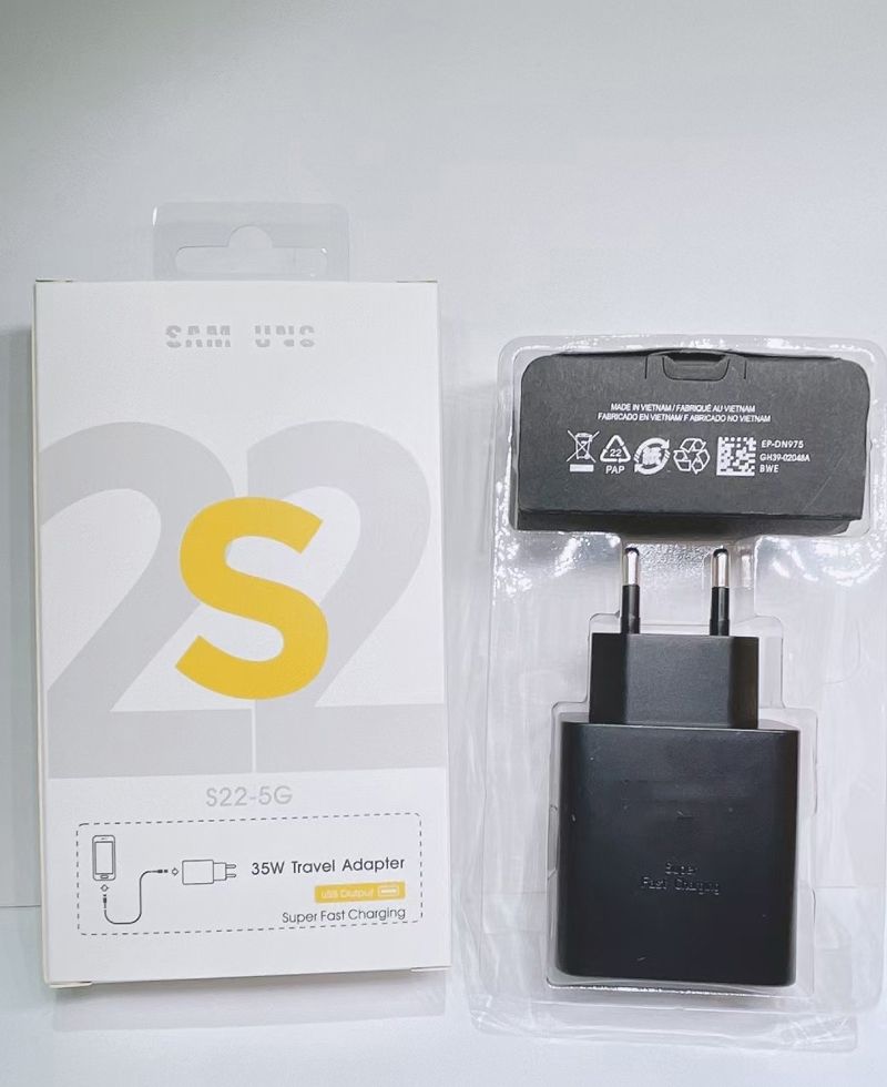 svart (adapter+ kabel) med paket