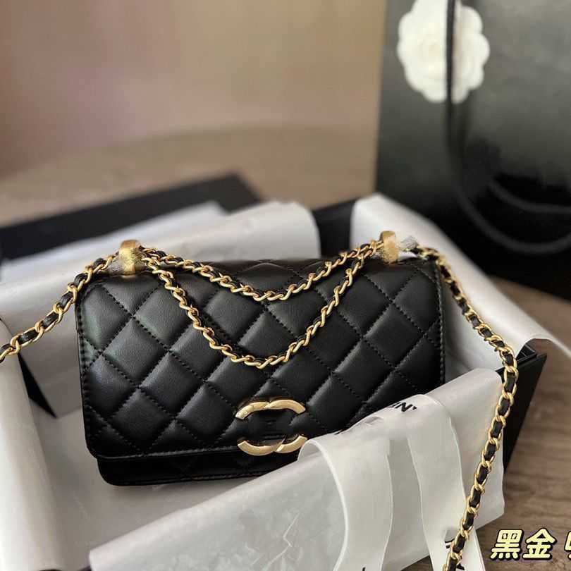 19 x 12 Black