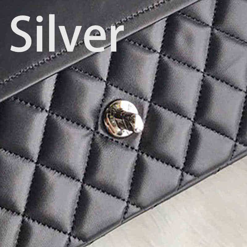 Sheepeskin Silver18