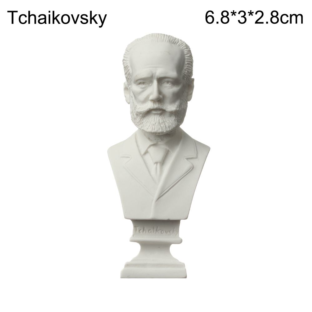 Tchaïkovsky-hauteur de 6 à 7cm