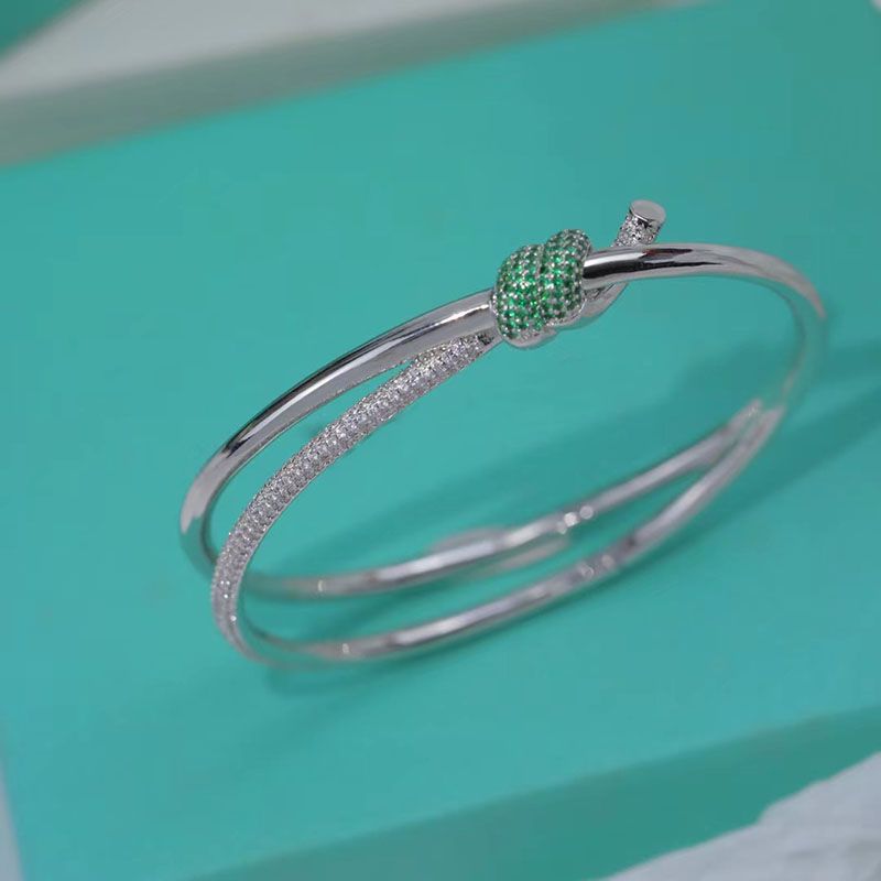 Opzioni: diamante verde argento;