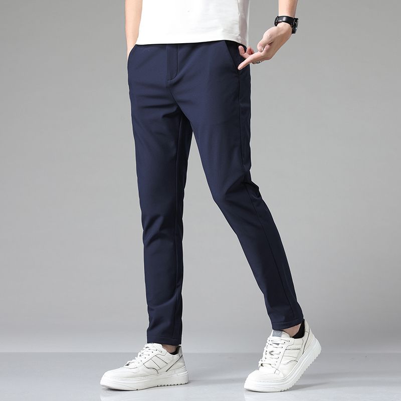 Navy blau