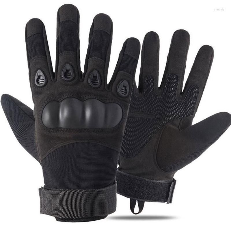 schwarze Handschuhe