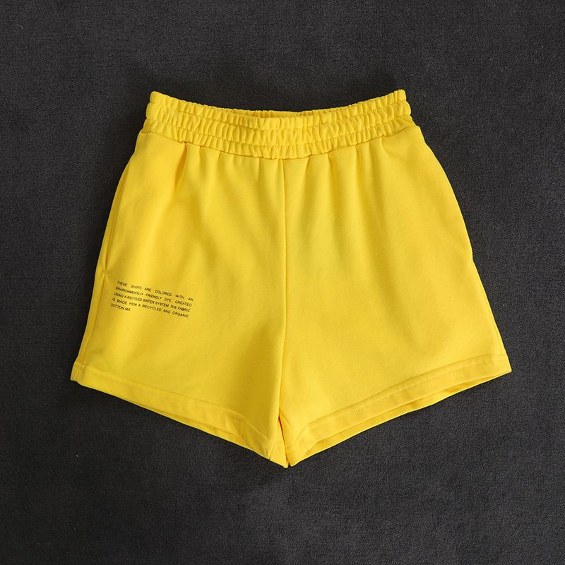 shorts jaunes