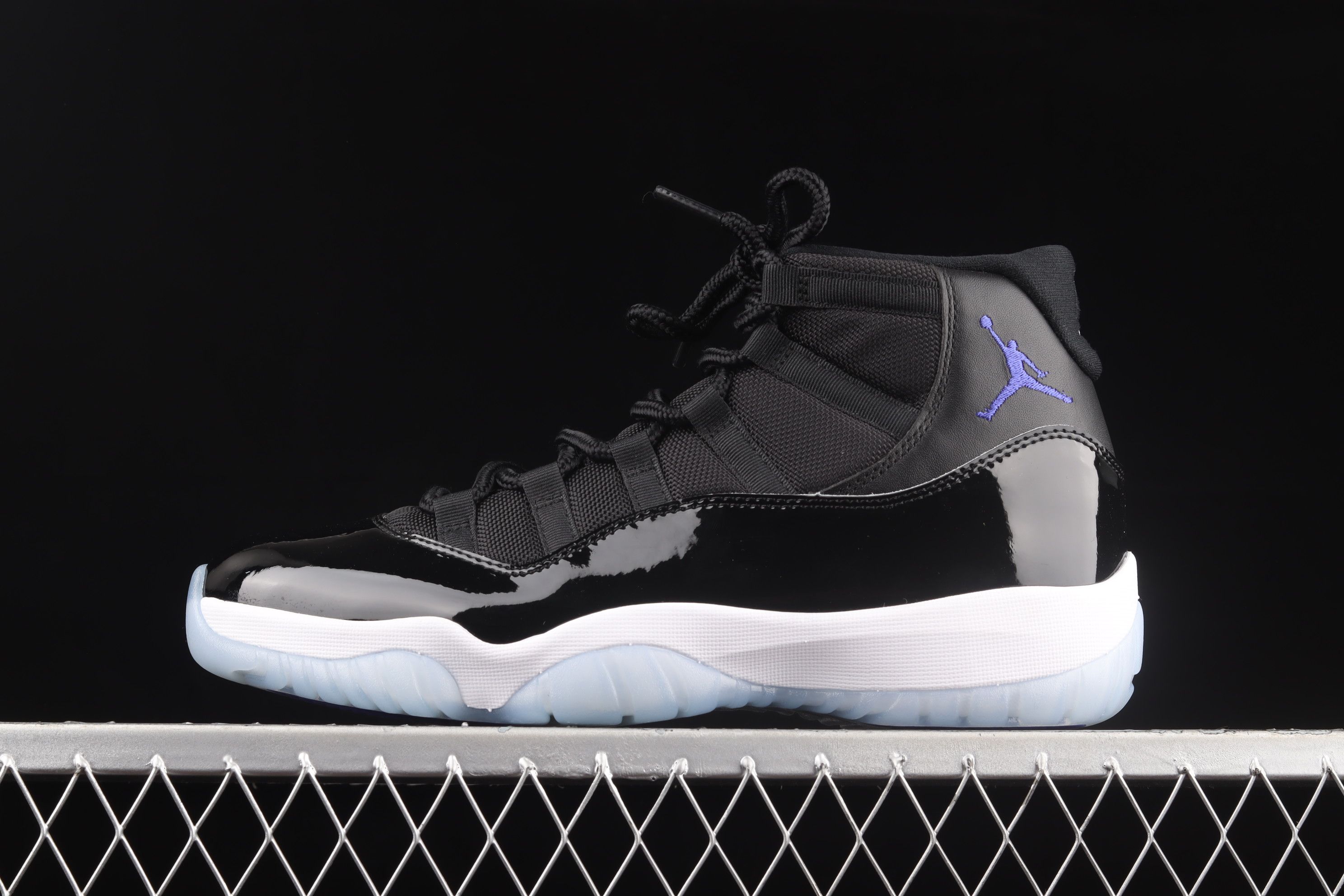 jump man 11s