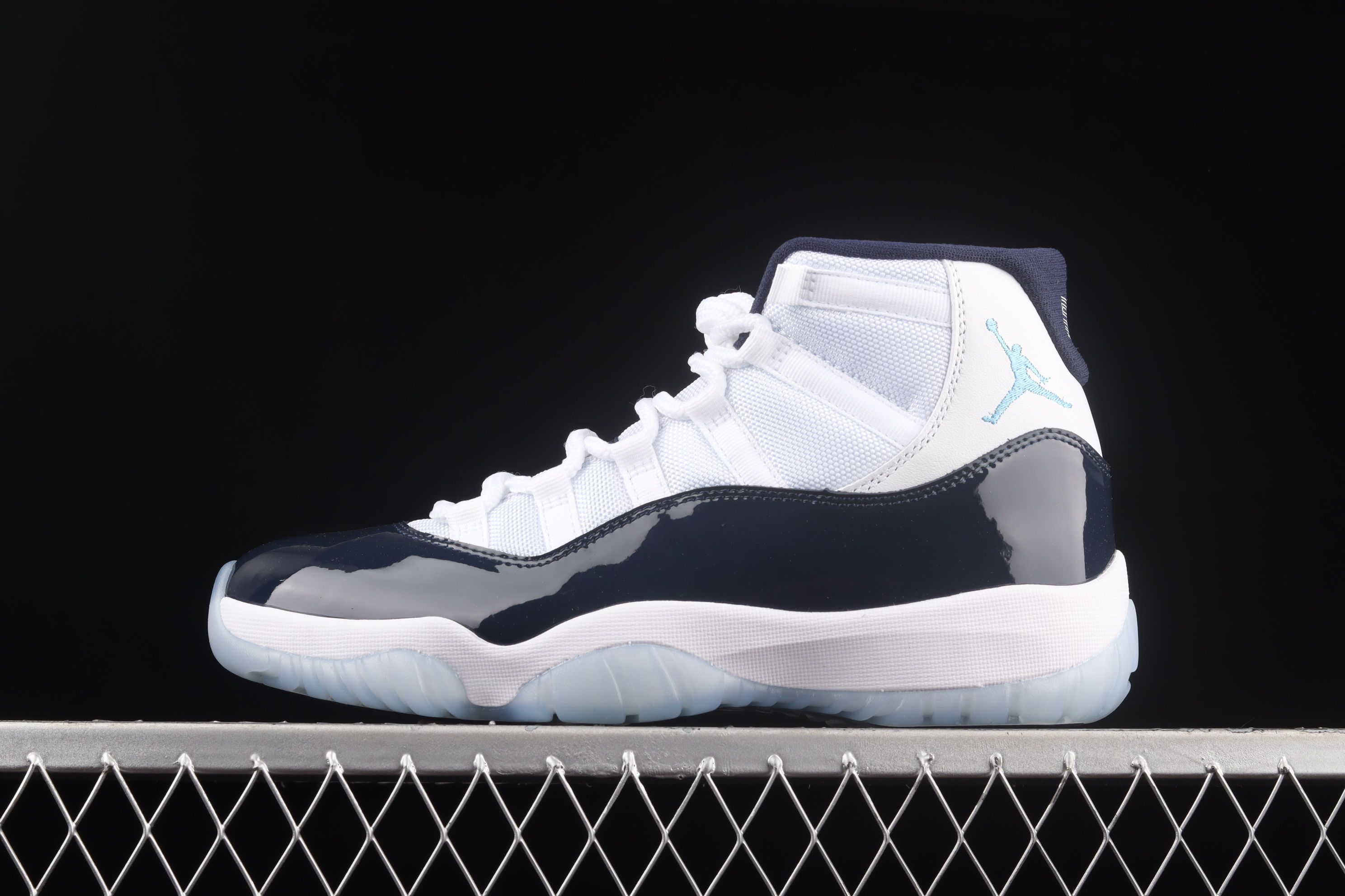 jump man 11s