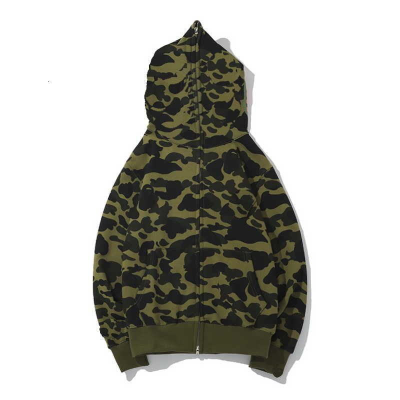 dark green camo