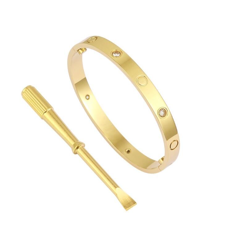 Gold #16 (Love Bracelet