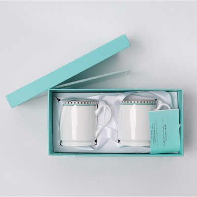 two mugs gift box