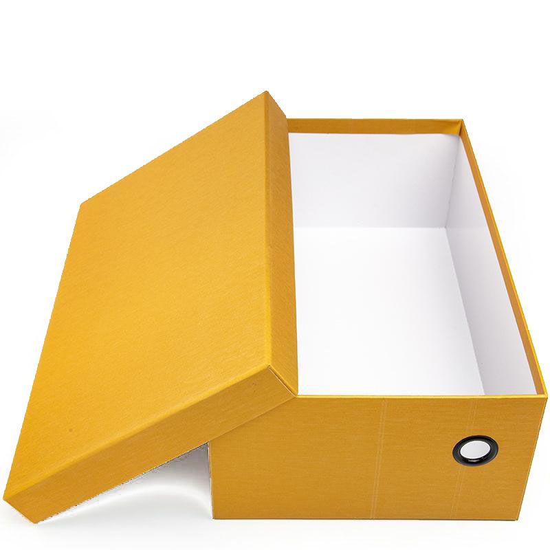 Caja (una caja original)