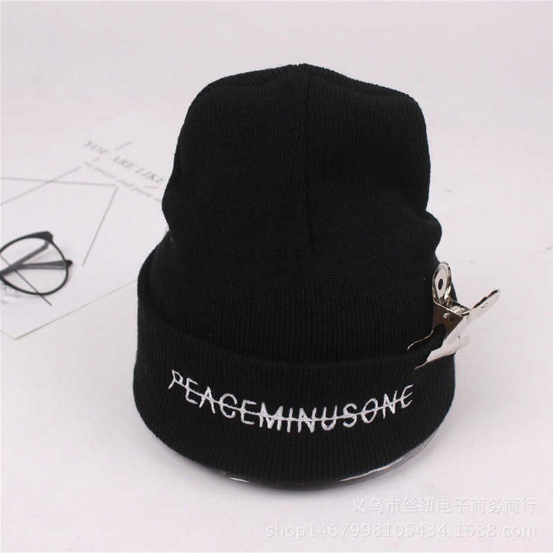 casquette avec clip