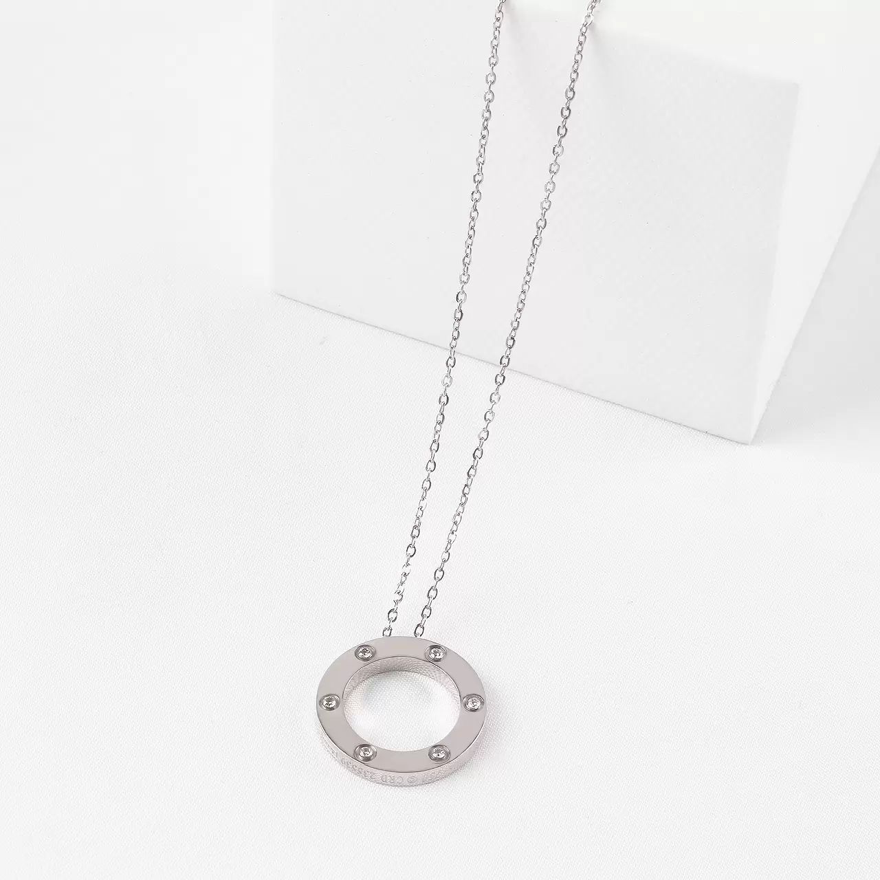 Silver 6 diamond necklace