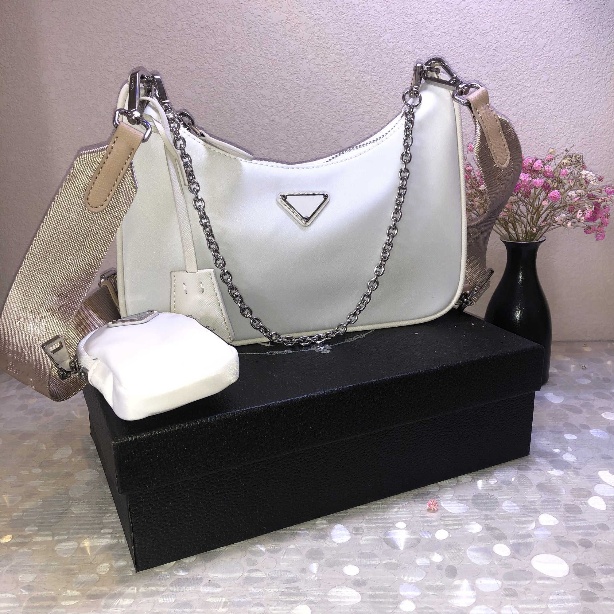 9.white bags apricot shoulder strap