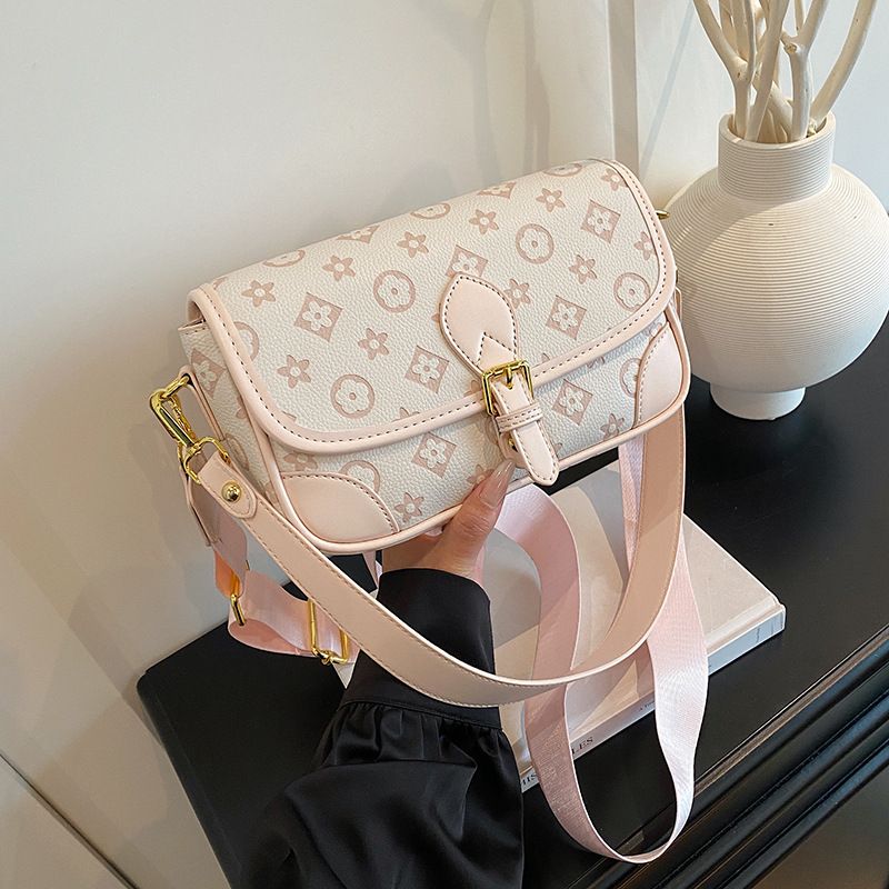 New Printed Designer Underarm Messenger Bag For Women... From Dh2762011, &Price; | DHgate.Com - Image 2