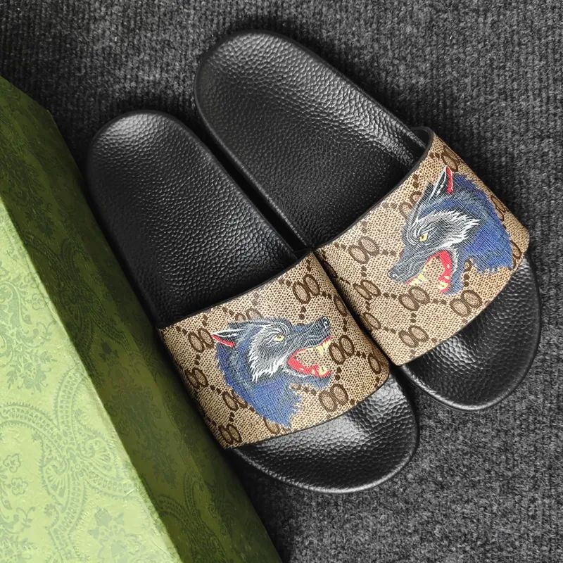 Designers Sandals Luxury Slide Interlocking Women Ladies Hollow new color Platform Slippers Women Slide Sandals Fashion Classics Retro Lovely Sunny Beach Sandals