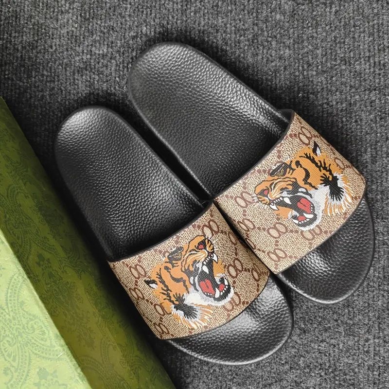 Designers Sandals Luxury Slide Interlocking Women Ladies Hollow new color Platform Slippers Women Slide Sandals Fashion Classics Retro Lovely Sunny Beach Sandals