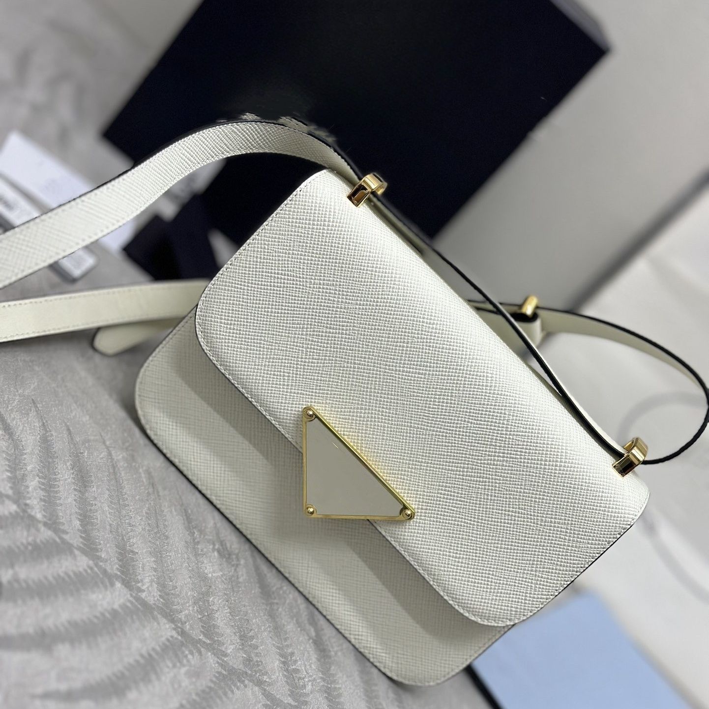 High quality designer crossbody bag luxury shoulder bag Structured Saffiano Leather Shoulder Bag with Adjustable Strap & Flap Closure 1BD320