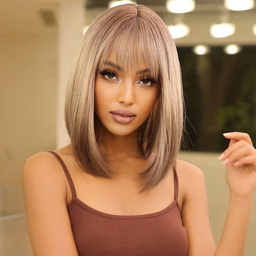 Gray Deep Part Straight Bob Wig with Silk-top finish detail view 4