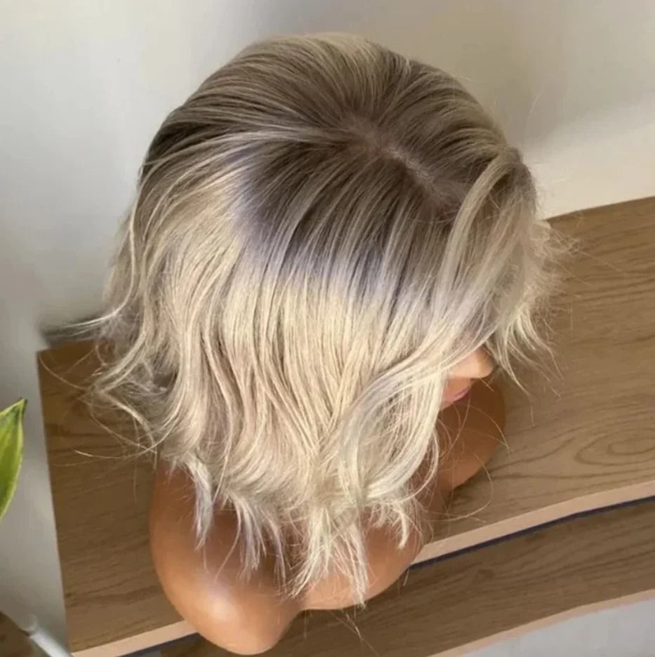Ombre Platinum Blonde Short Bob Body Wave Wig view 3