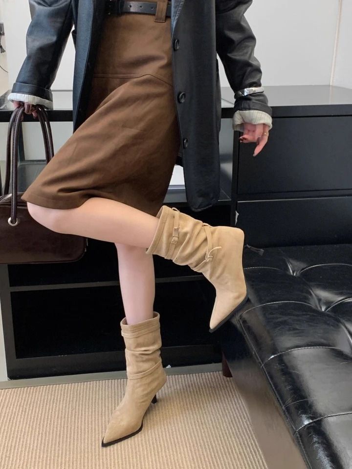 Autumn And Winter French Retro Pointed Heel Short Womens Suede Pleated Stacking Boots 251110_voghion.com