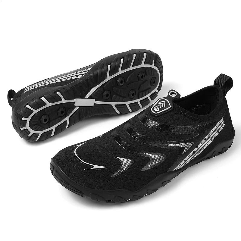 Scarpe da spiaggia estive unisex per uomo e donna, modello barefoot, per adulti, con fori, ideali per il mare e l'acqua. Disponibili anche in taglie forti come la 47 e la 48. Codice articolo: 250206._voghion.com