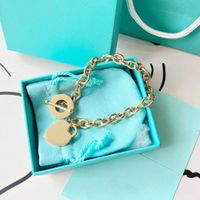 Pulsera de dise￱o Classic Charm Peach Heart Bracelet Girl Festive 18k Gold Love Gift 316L Titanium Steel Jewelry Factory Mayor Bajas