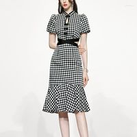 Partykleider Luxusdesigner Sommerkleidung für Frauen 2023 Vintage Elegante Rüschen plaid Midi Short Sleeve Robe Femme