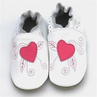 Первые пешеходы рожденные девочки обувь D Мягкая подлинная кожа /темно -розовое сердце