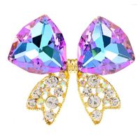Broches Cindy Xiang Arrivée Crystal Bow pour femmes 3 couleurs disponibles bijoux de mode haute qualité