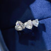 Anéis de casamento 2023 Moda Mulheres Trendência 3 corações Crystal Zircon Engagement Design para jóias de aniversário