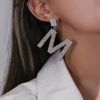 Voller Kristallbrief Zauberohrringe für Frauen glänzender silberne silberer Strass Ohrringe Party Schmuckzubehör
