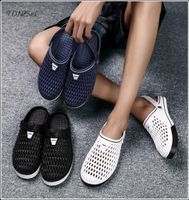 2020 Новые мужчины Сандалии отверстие мужские засоры сандалии Zapatos de Hombre Croc Shoes Sandles Sandles для взрослых женщин Sandalet Y2006168203001