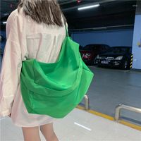 Вечерние сумки повседневные нейлоновые женщины Totes дамы сумочки Большой твердый цвет мужчины для плеча сумки с большой способностью женский бродяг -мессенджер зеленый