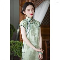 الملابس العرقية 2023 فستان صيني تشيونغسام الأزهار للنساء من مزاج طباعة الزهرة Qipao محسنة الخصر اليومي