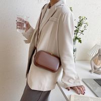 Abendtaschen hochwertige PU -Leder -Vintage -Umhängetasche für Frauen 2023 einfache Damen Mini Korean Fashion Crossbody Handy Handtaschen