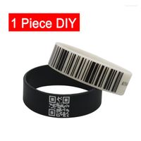 Bracelets de charme 1 Peça Bracelet de tamanho amplo Diy Código QR Personalizado Silicone gravado com cor nunca desaparece a pulseira para presente
