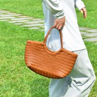 Strandtaschen Französisch gewebte Tasche Leder gewebtes Gemüsekorb Ins Netz roter Frauenbag 230223