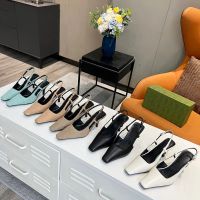 Klasik düz terlik kadın sandalet moda lüks tasarımcılar slaytlar flip floplar terlik gerçek deri 7.6cm kadınlar yüksek topuklu ayakkabılar sandal silme boyutu 35-41